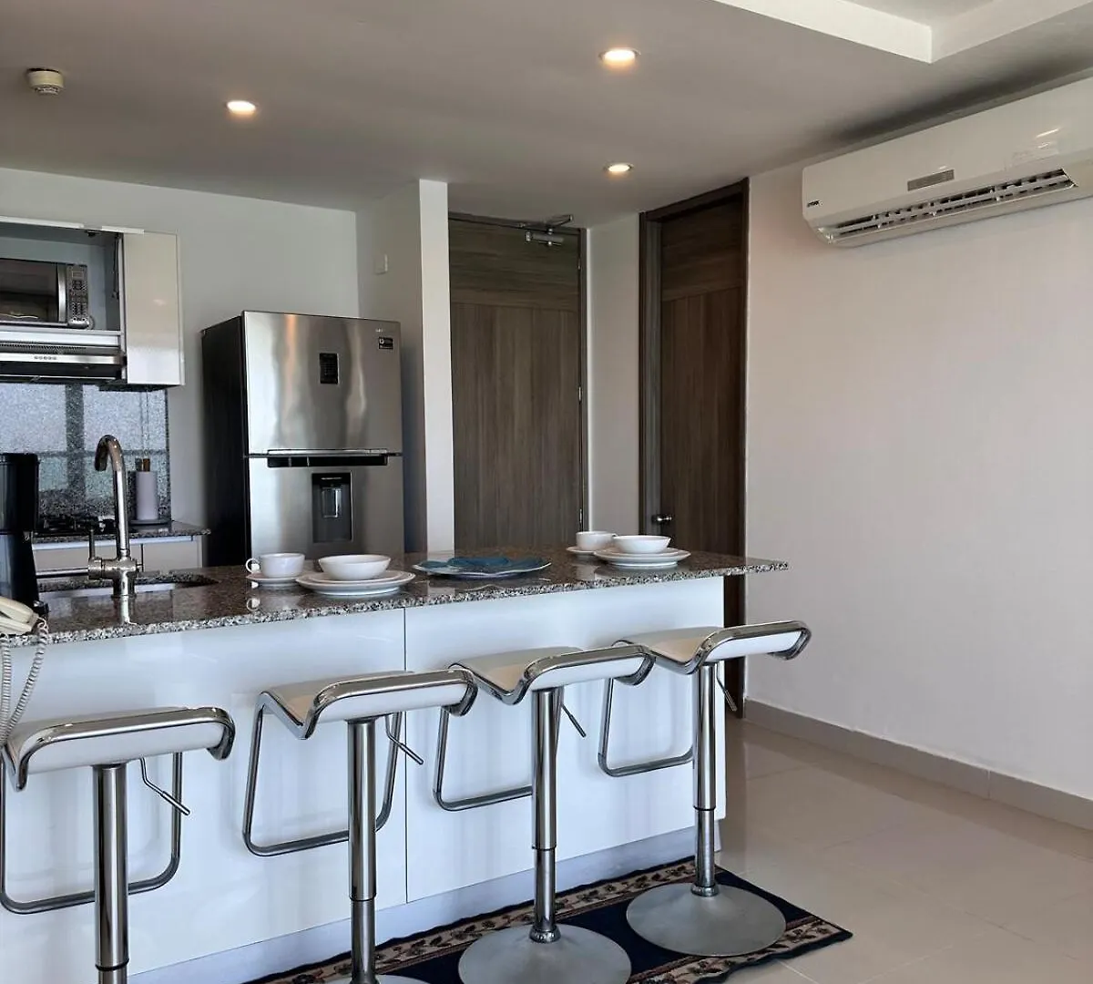 Apartment Mc 1303- Beach Front Apt- Morros City Top Location Cartagena Colombia