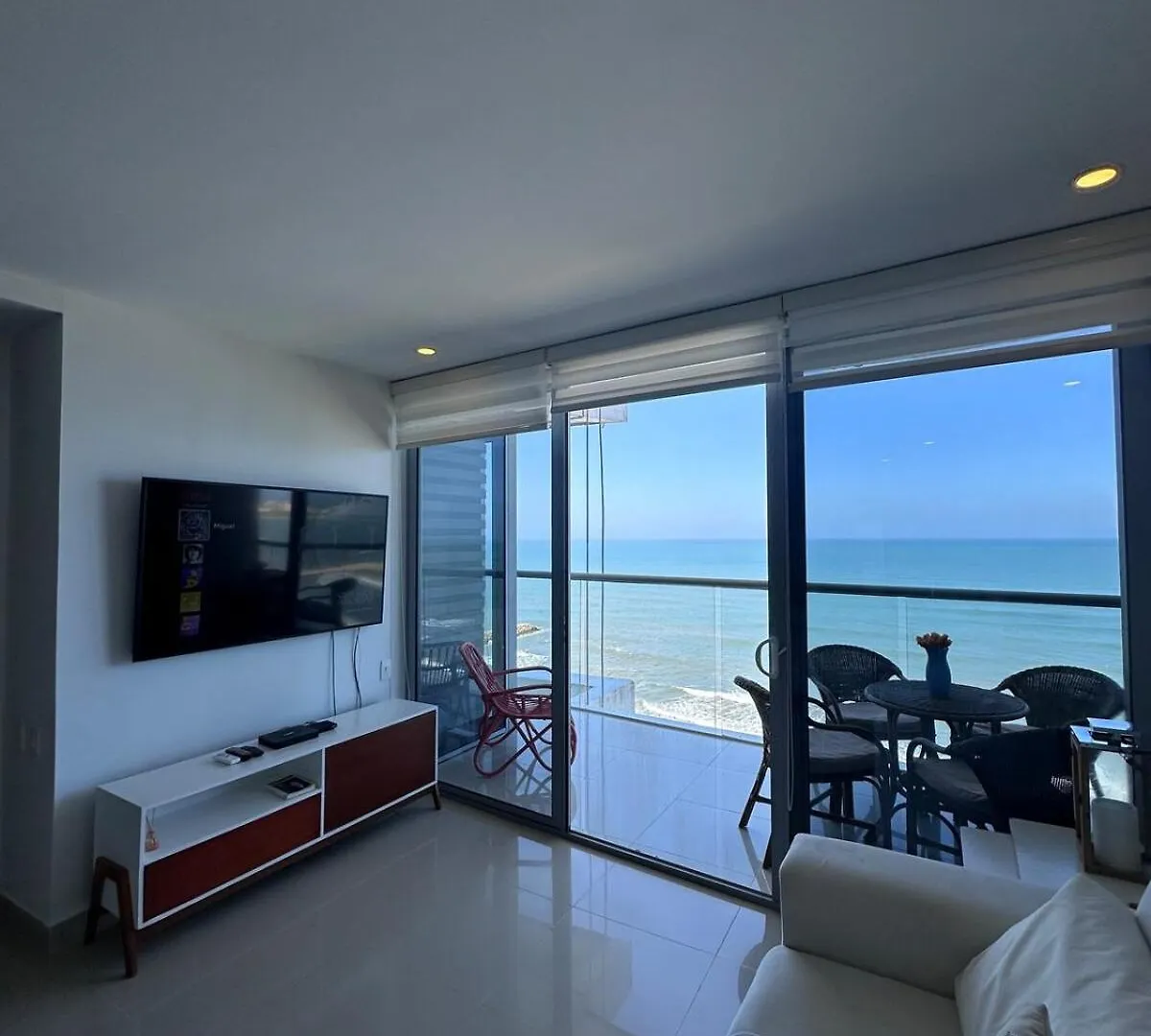 Mc 1303- Beach Front Apt- Morros City Top Location Cartagena Apartment